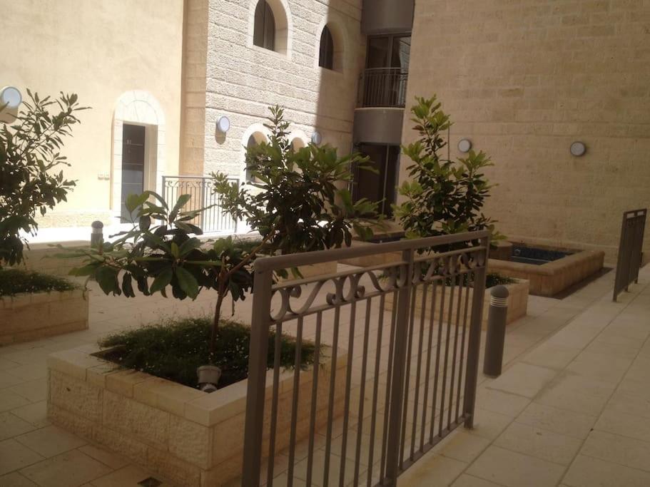 Luxury 3 Bedroom Apt, Harav Kook7 Jerusalem Ngoại thất bức ảnh